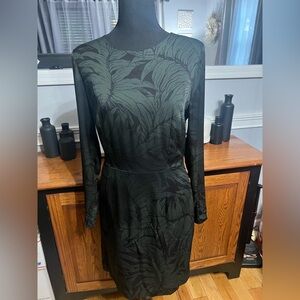 Club Monaco - Elegant Green Sophisticated Dress